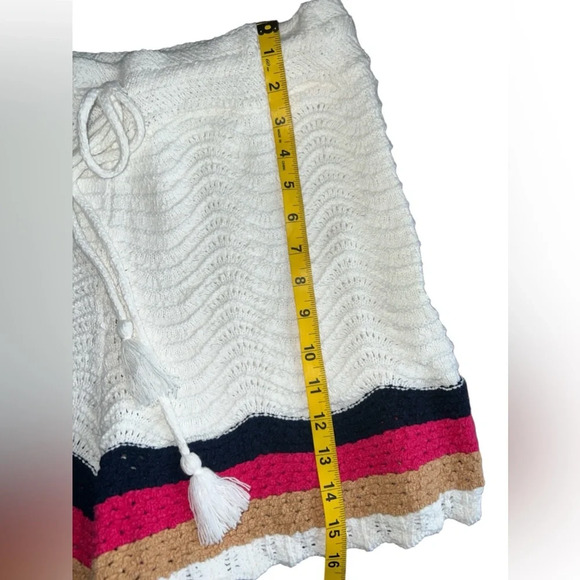 House of Harlow 1960 Knit Cardigan & Shorts Set White Multicolor Trim Size M NWT - Picture 7 of 10